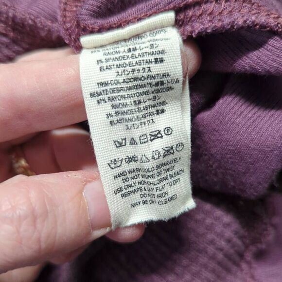 We The Free Malibu Purple Long Sleeve Thermal Top Woman's Size Medium OB8521803 - Picture 12 of 14